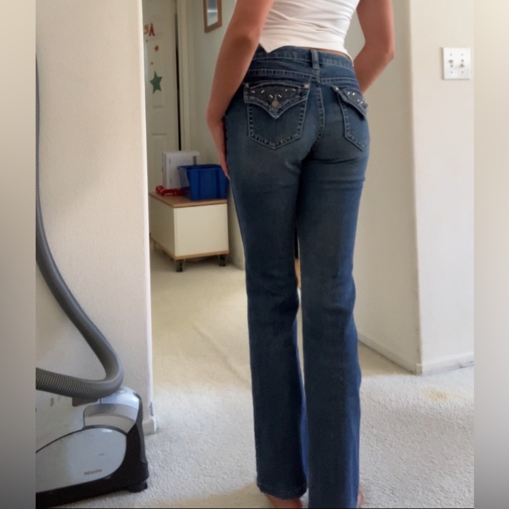 Jeans - Picture 1 of 5